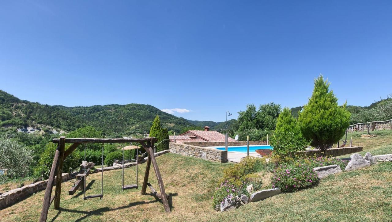 Holiday House Dol Cerovlje エクステリア 写真